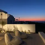 Nice Villas Pyrgos בית נופש *